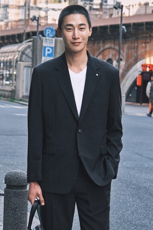 투톤 텍스처드 셋업_차콜 그레이 (릴렉스핏)_SEJXB01NSC