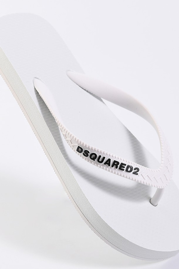 Dsquared2 - 샌들/슬리퍼 - 디스퀘어드2 FFW0001 플립플롭(화이트) FFW0001 17200001 1062