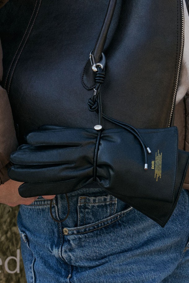 DENU - 키링/참 - Glove Holder Leather strap Keyring