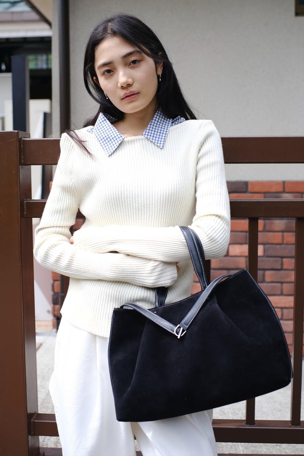 DENU - 숄더백 - POEGA Bag [Suede Black]