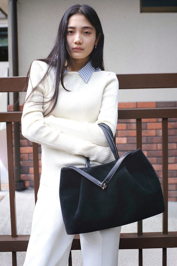 DENU - 숄더백 - POEGA Bag [Suede Black]