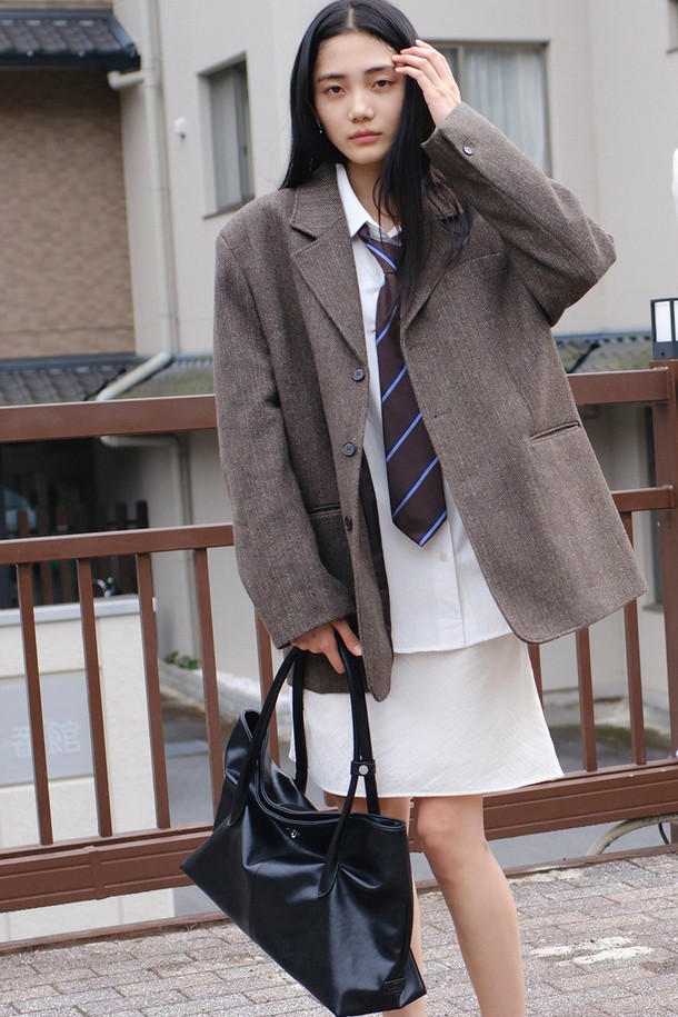 DENU - 숄더백 - VENTO Bag [Black]