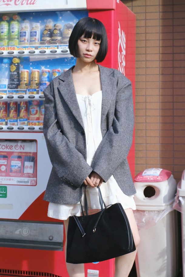 DENU - 숄더백 - POEGA Bag [Suede Black]