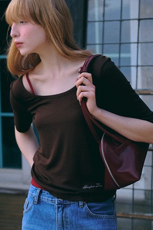 Wide Uline Top [BROWN]