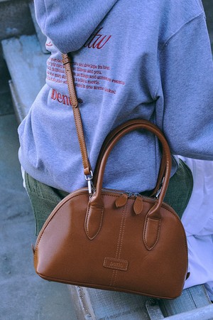 Ellen City Tote Bag [Glossy CAMEL]