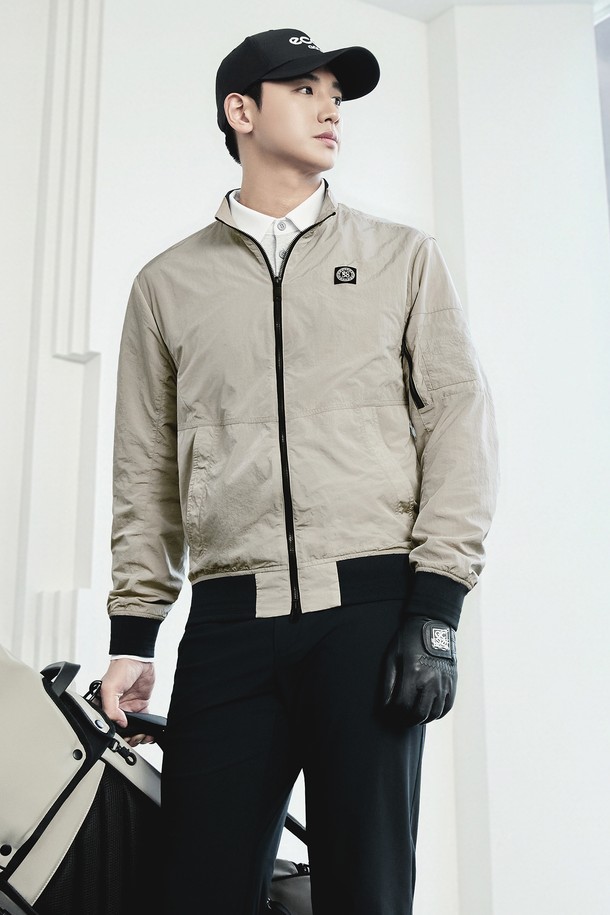 상품 슬라이드 이미지 0