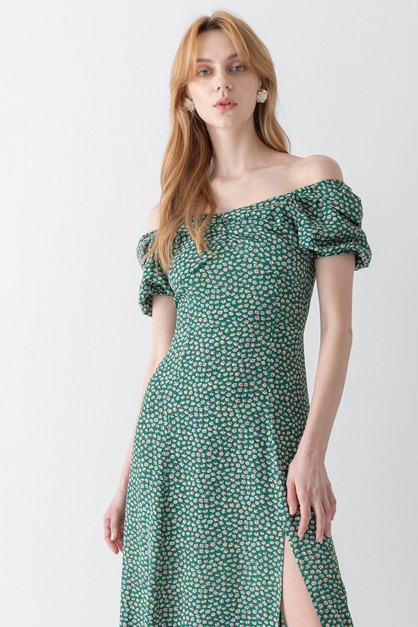 cordinary - 반소매 원피스 - Flower-patterned puff sleeve long dress - green