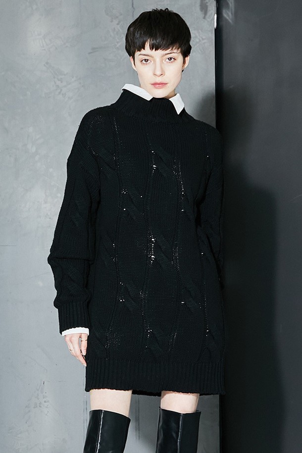 cordinary - 니트 원피스 - Cable turtleneck knitted dress - black