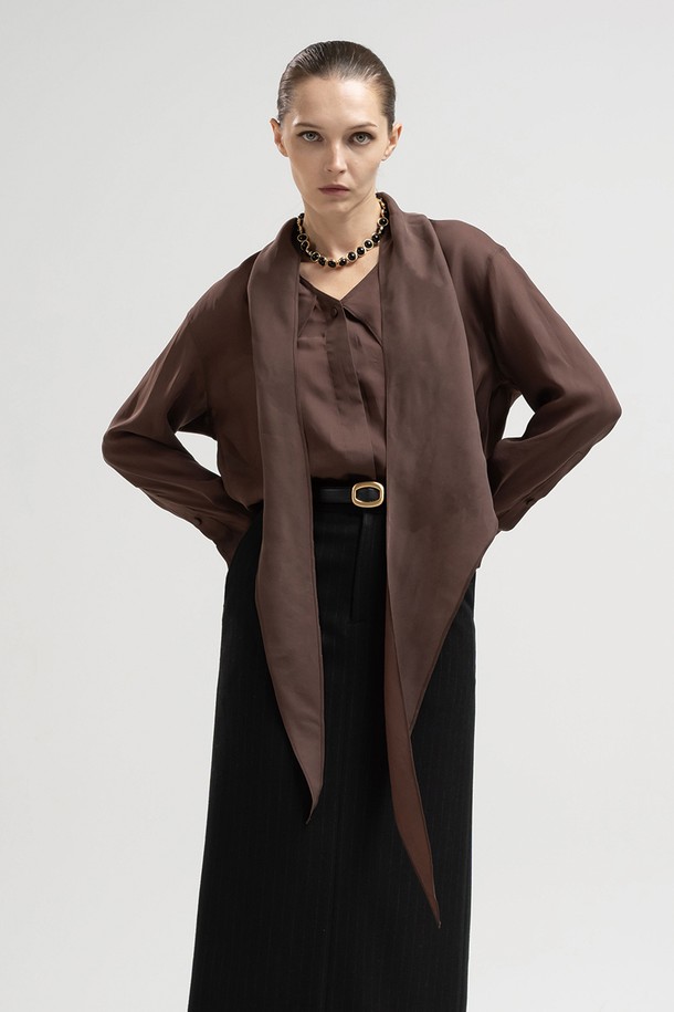 cordinary - 블라우스 - Scarf-tie flowing blouse - brown