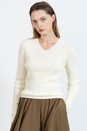 Wool V-neck knitwear - ivory