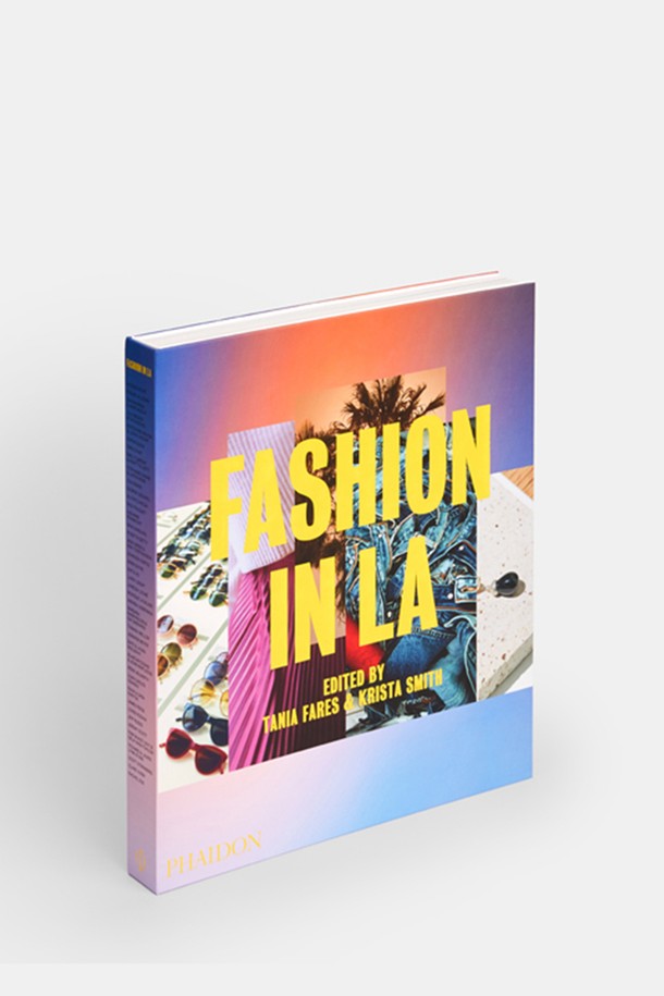 [Phaidon/드로터스] Fashion in LA는 패션, 특히 LA 패션 문화를 담은 하드커버 도서입니다. 이 책은 출판사 Phaidon과 드로터스에서 출판되었으며, LA 패션을 다루는 독창적인 콘텐츠로 구성되었습니다. 패션을 사랑하는 독자들에게 깊이 있는 정보를 제공하며, LA 패션의 다양한 면모를 시각적으로 보여줍니다. 꼼꼼하게 제작된 이 도서는 소장 가치를 높이는 훌륭한 디자인을 자랑합니다. 패션에 대한 열정과 LA 문화에 대한 관심을 동시에 충족시켜 줄 것입니다.
