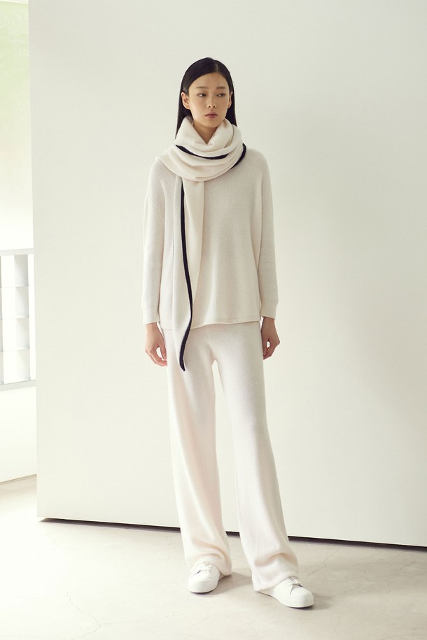 MARE DI MARI - 스카프/머플러 - Cashmere 100% Triangle Muffler White