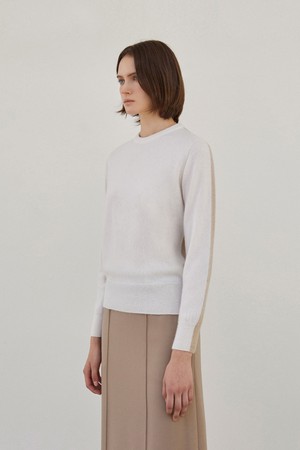 Two-tone Round Neck Knit Pullover Ivory