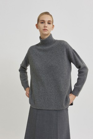 Line Trimming Turtle-neck Knit Top Grey