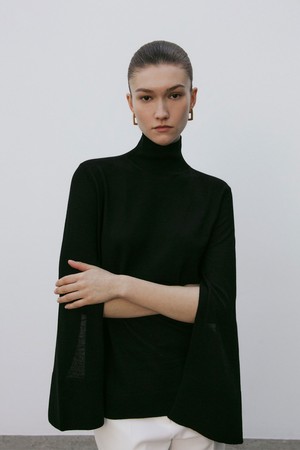 Split Sleeve High-neck knit Cape Pullover Black