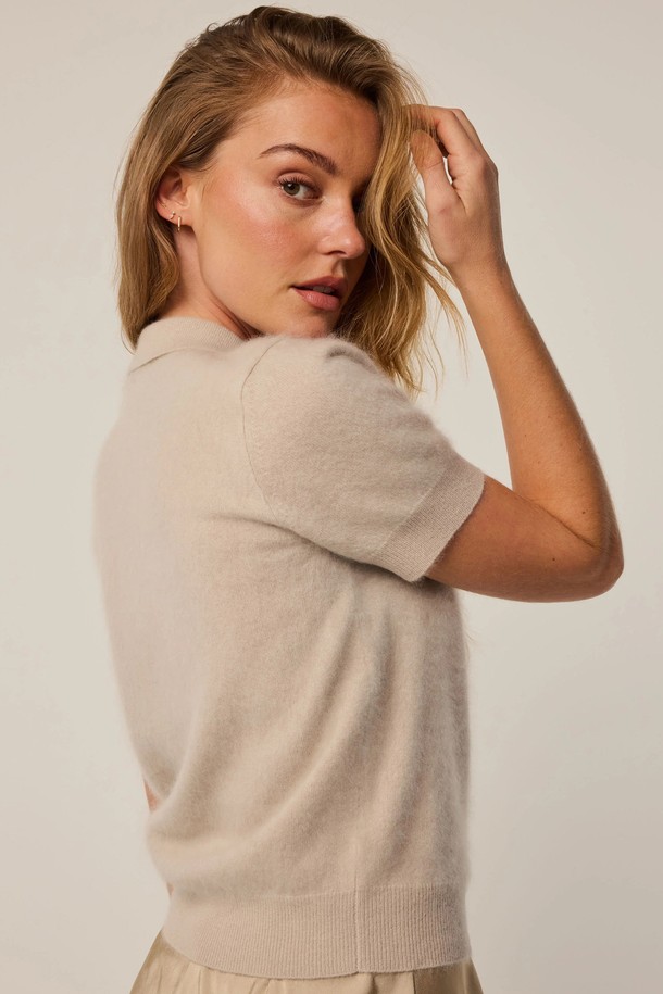 상품 슬라이드 이미지 1