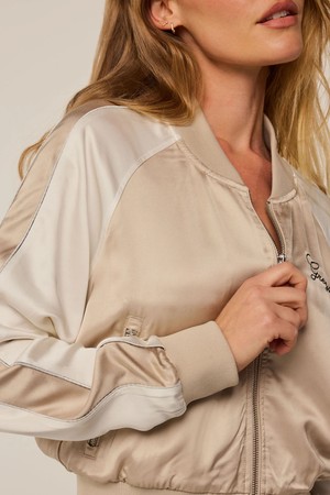 [여성] 페가수스 봄버 자켓 - 베이지(356)_BEIGE-a