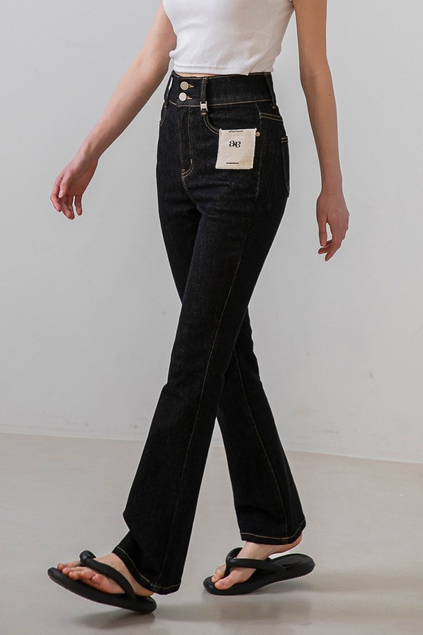 NON AND NON - 데님 - High-Waist Two Buttons Denim Pants (Black)