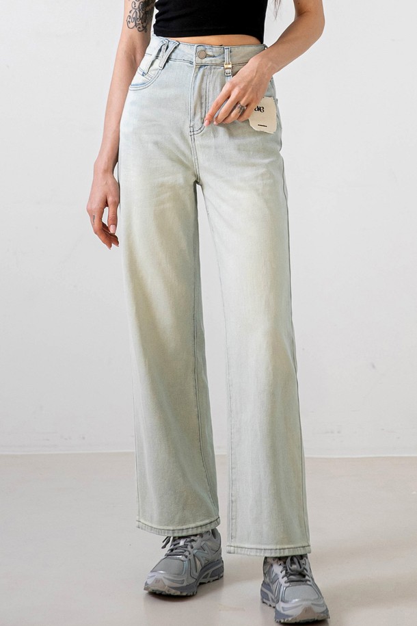 NON AND NON - 데님 - Semi Wide Denim Pants (Lightblue)