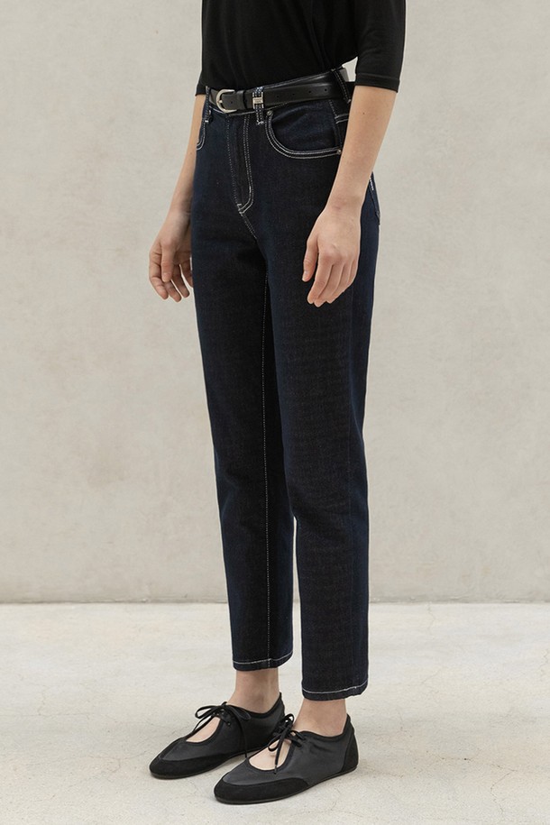 NON AND NON - 데님 - ESSENTIAL NON-FADED SELVEDGE DENIM BAGGY PANTS (DARK BLUE)