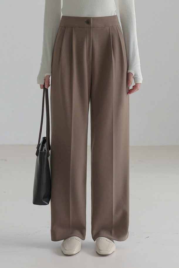 NON AND NON - 데님 - WRINKLE FREE  TWO-TUCK WIDE SLACKS (BROWN)