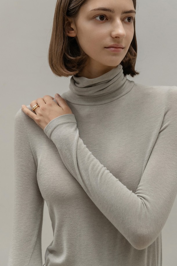 NON AND NON - 긴소매 티셔츠 - BASIC WOOL TURTLENECK T-SHIRT (LIGHT GRAY)