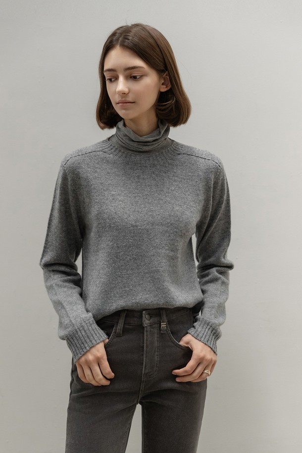 NON AND NON - 스웨터 - BASIC WOOL CREWNECK KNIT (GREY)