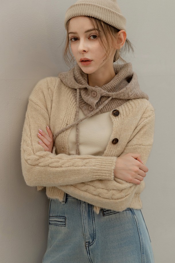 NON AND NON - 가디건 - CABLE WOOL KNIT CARDIGAN (IVORY)