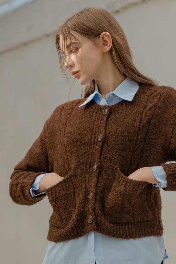 NON AND NON - 가디건 - CABLE WOOL KNIT CARDIGAN (BROWN)