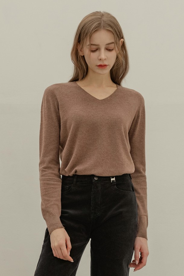 NON AND NON - 스웨터 - WOOL WHOLE GARMENT V-NECK KNIT (BROWN)