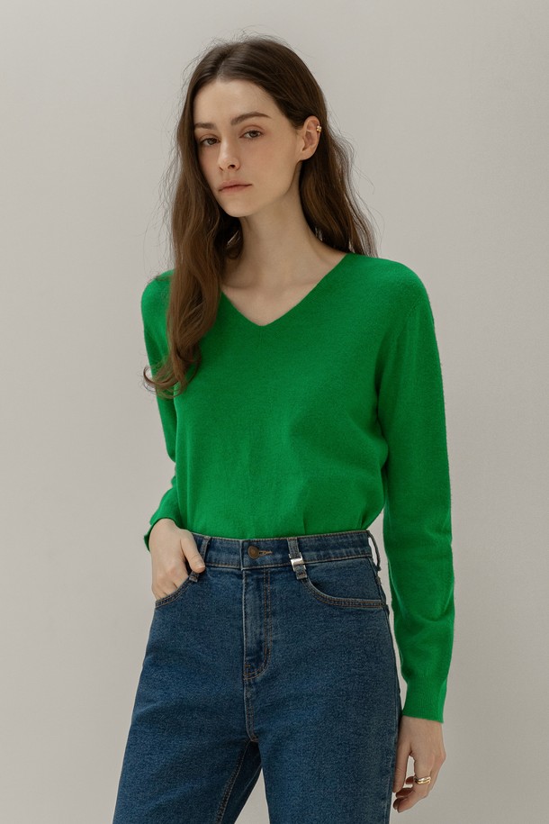 NON AND NON - 스웨터 - WOOL WHOLE GARMENT V-NECK KNIT (GREEN)