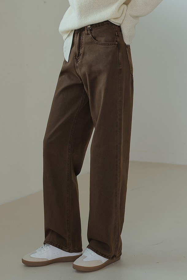 NON AND NON - 데님 - PIGMENT STRAIGHT DENIM PANTS (BROWN)