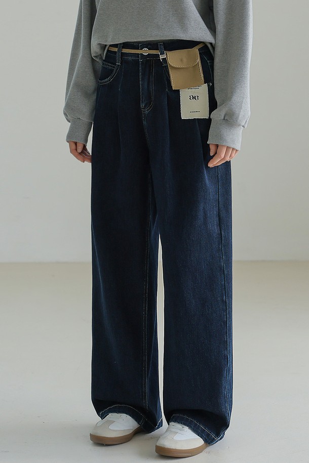 NON AND NON - 데님 - Two Pintuck Wide Denim Pants (DARK BLUE)