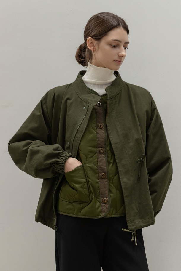 NON AND NON - 점퍼 - OVERFIT LINER TAIL JUMPER (KHAKI)