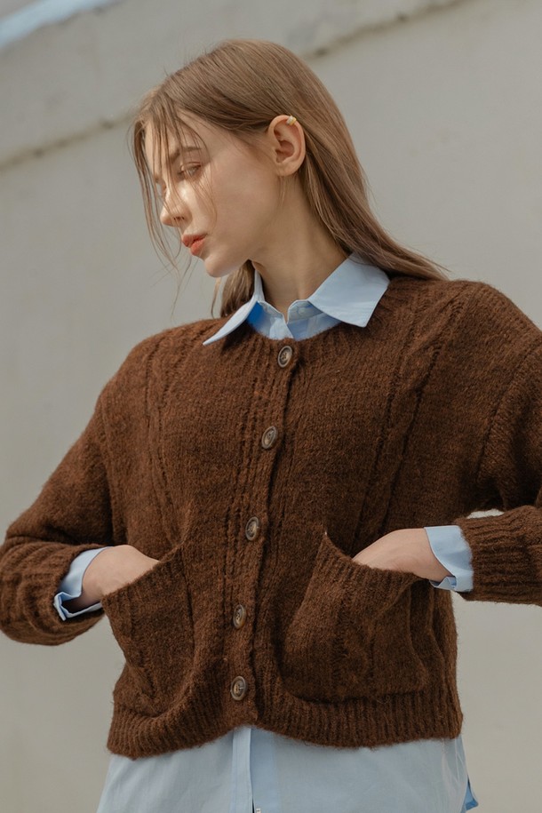 NON AND NON - 가디건 - CABLE WOOL KNIT CARDIGAN (BROWN)