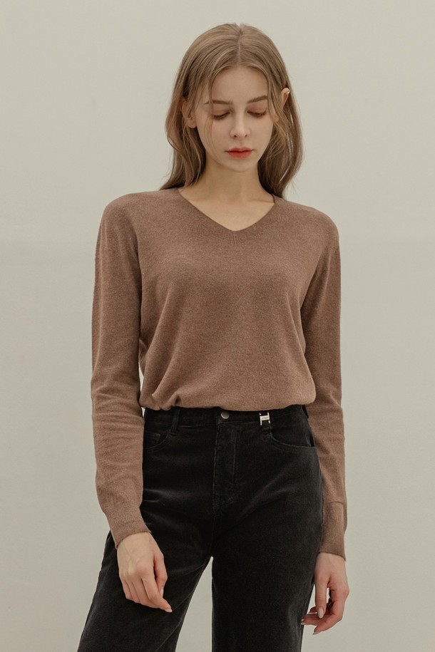 NON AND NON - 스웨터 - WOOL WHOLE GARMENT V-NECK KNIT (BROWN)