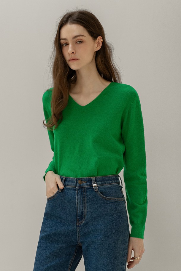 NON AND NON - 스웨터 - WOOL WHOLE GARMENT V-NECK KNIT (GREEN)