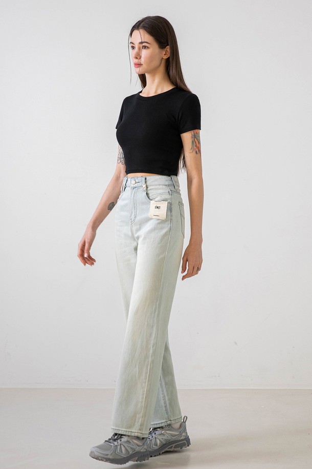 NON AND NON - 데님 - Semi Wide Denim Pants (Lightblue)