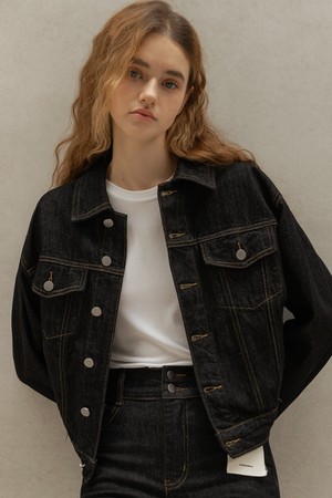 ESSENTIAL NON-FADE SELVEDGE DENIM JACKET (BLACK)