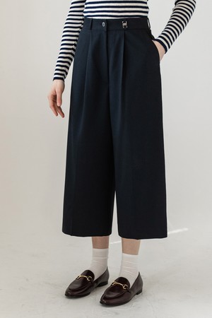 CURROT PINTUCK BERMUDA PANTS NNPT0001