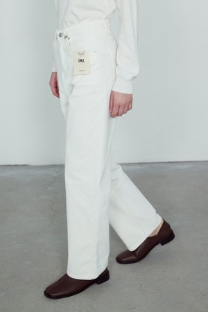 KMA STRAIGHT CORDUROY PANTS_NFPT5310 (IVORY)