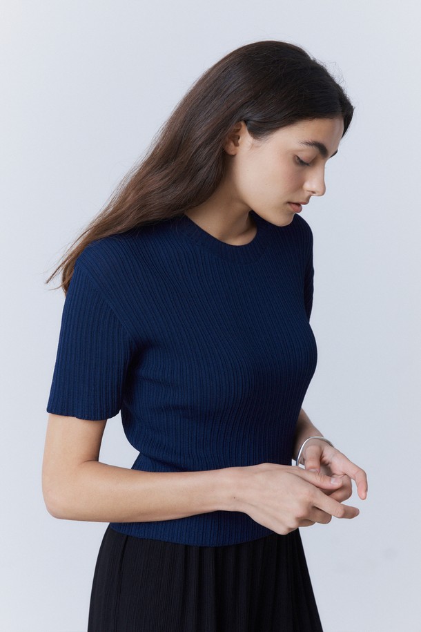 31THE - 반소매 티셔츠 - Comfort Blend Ribbed Knit Top Navy