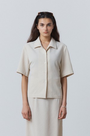 Light Twill Waist String Shirt Beige