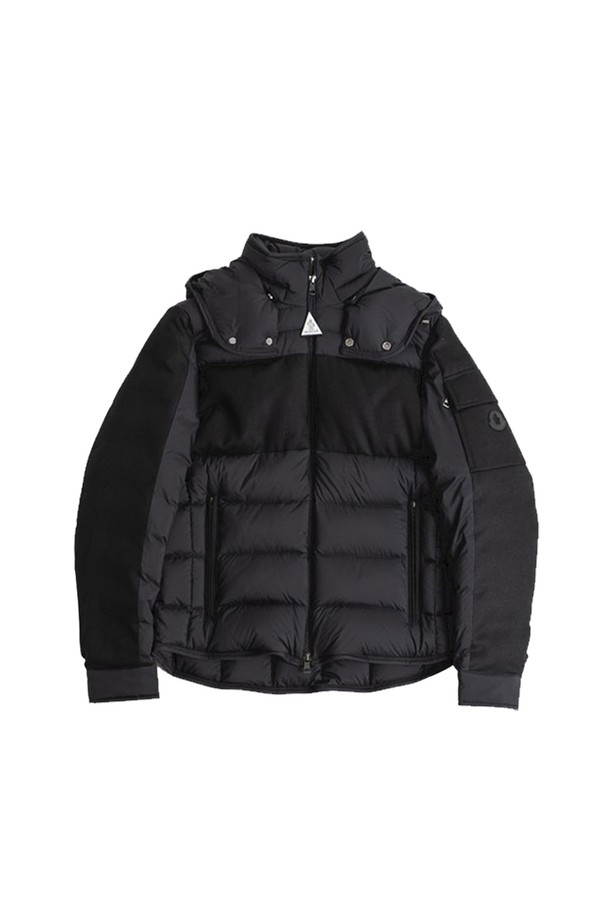 MONCLER - 다운/패딩 - 몽클레어 남성 BARBUSTEL 숏 다운 패딩 블랙 1A00103596K7