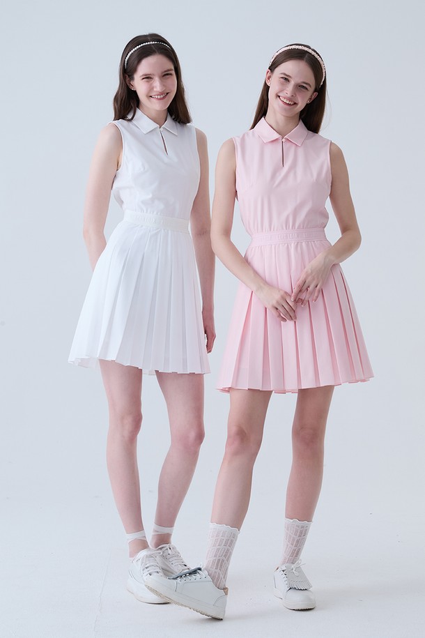 **프린세스 플리츠 나시 원피스 WHITE**는 여성스러운 실루엣을 강조하는 플리츠 디테일의 민소매 원피스입니다. 깨끗하고 시원한 화이트 컬러에 홀터넥 디자인으로, 봄, 여름 시즌에 산뜻하게 착용하기 좋습니다. 레귤러핏으로 편안하며, 플레어 치마 타입으로 여성스러운 분위기를 연출합니다. 데이트룩, 카페룩, 여행룩 등 다양한 TPO에 클래식하고 미니멀한 스타일을 더해보세요.
