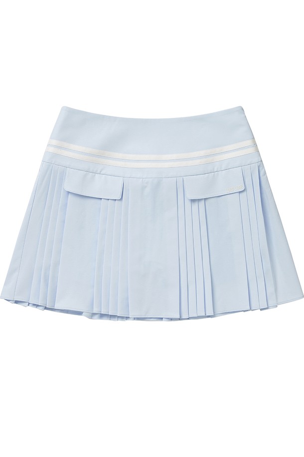 플랩 언발란스 플리츠 스커트 (BLUE)는 여성 골프룩을 위한 스포티한 스타일의 플리츠 스커트입니다. 시원한 봄, 여름 계절에 어울리는 얇은 두께감과 부드러운 폴리에스테르 소재로 제작되었습니다. 언밸런스한 플레어 플리츠 디자인과 플랩 디테일이 특징이며, 레귤러핏으로 편안하게 착용할 수 있습니다. 무지 패턴의 블루 컬러가 세련된 느낌을 줍니다. 골프 활동 시 활동성과 스타일을 동시에 만족시키는 아이템입니다.
