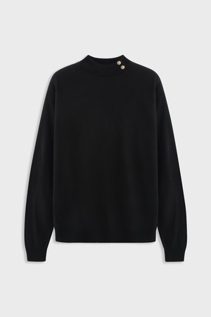 Gold Button Round Knit Black