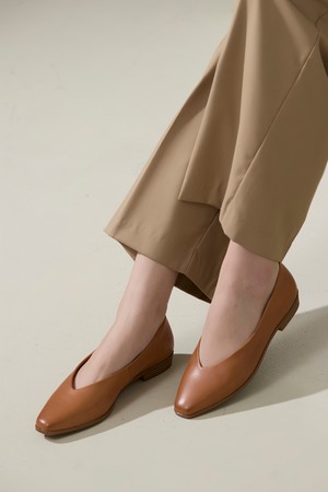 디베레터리엘 필로우워크 슬립온 - 라이트 브라운 ADD1S072FZ230