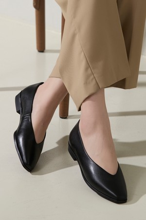 디베레터리엘 필로우워크 슬립온 - 블랙 ADD1S072FZ001