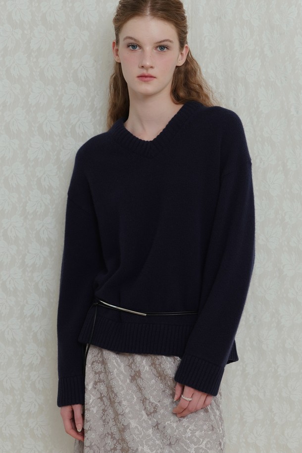 POEV - 스웨터 - 90’s V-neck Cashmere Knit - Navy